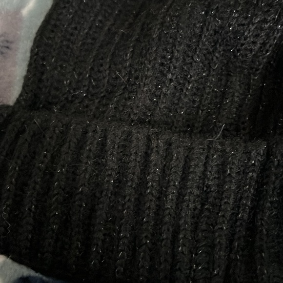 Winter hat - Picture 2 of 3